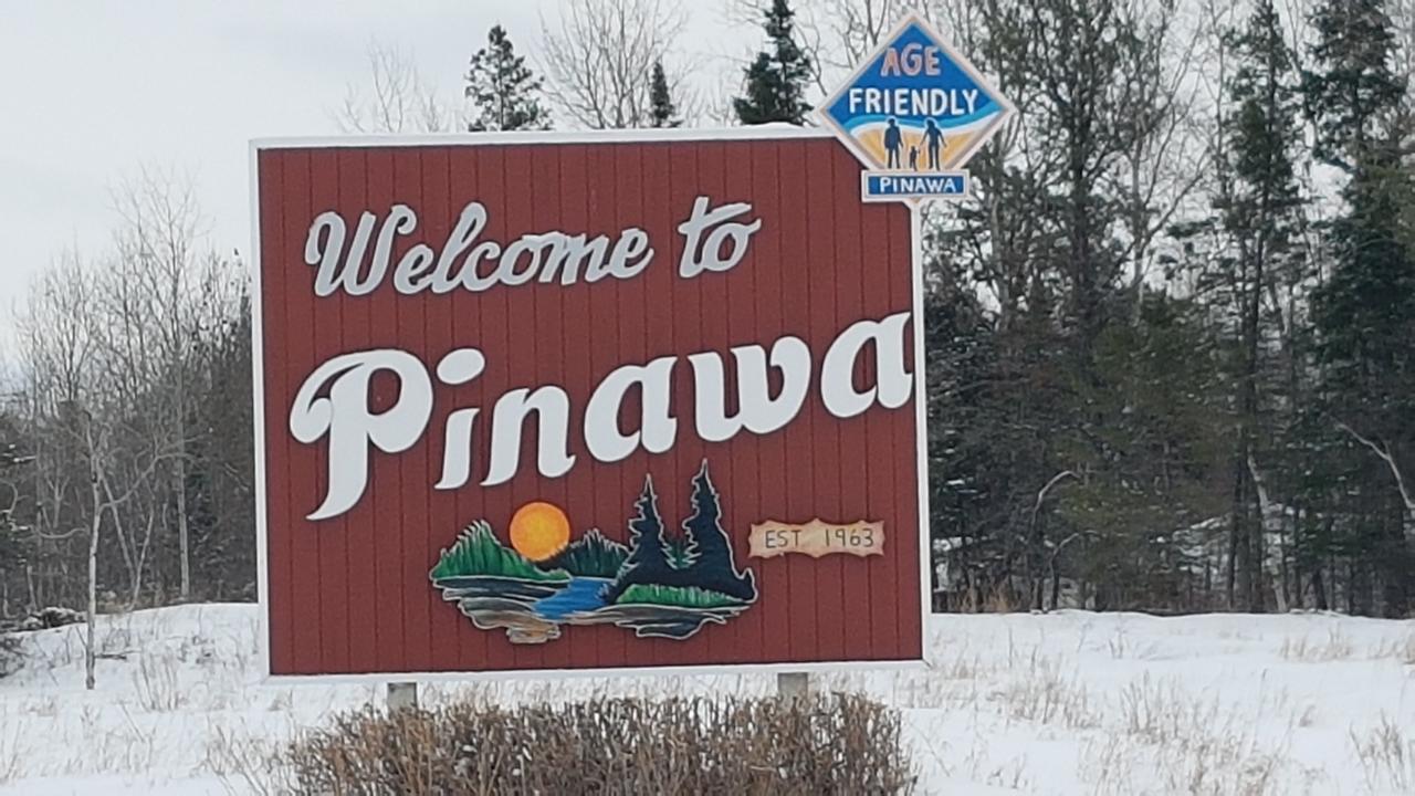 Pinawa Motel Εξωτερικό φωτογραφία
